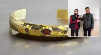 Altın bilekliği bulunca bakın ne yaptı?