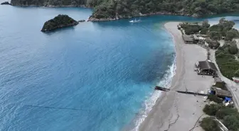 Fethiye'de Ölüdeniz'in rengi turkuaza döndü