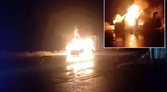 Park halindeki araç alev alev yandı, geriye hurda kaldı