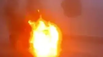 Seyir halindeki araç yanarak hurdaya döndü