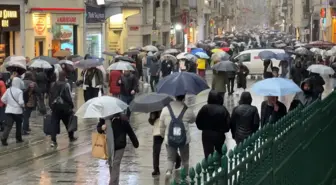 İstanbul'da Sağanak Yağış Etkisini Arttırıyor