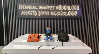 Ümraniye'de hırsızlık için girdiği evin sahibinin takılarını gasbeden zanlı ve azmettirici yakalandı