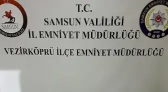 Vezirköprü'de araçta bin 308 adet uyuşturucu hap ele geçirildi