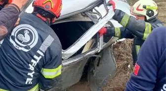 Yoldan çıkan otomobil takla attı; 2 yaralı