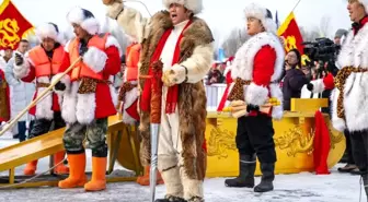 Albüm: Çin'in Harbin Kentinde Düzenlenen 6. Buz Toplama Festivali Renkli Etkinliklerle Başladı