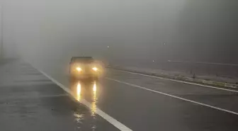 Bolu Dağı'nda sağanak ve sis etkili oldu