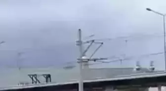 Bursa'da savaşı andıran kavga kamerada: Kimi kaskını miğfer yaptı, kimi sopayı kılıç gibi kullandı