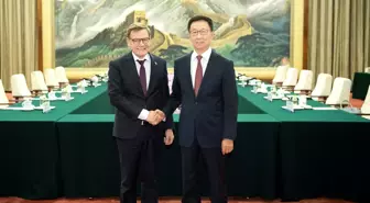 Çin Cumhurbaşkanı Yardımcısı, Almanya Dışişleri Bakanı ile Görüştü