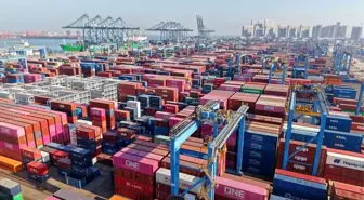 Çin'in Dış Ticareti İlk 11 Ayda Yüzde 3,6 Arttı