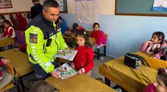 Doğanşehir'de ilkokul öğrencilerine trafik eğitimi