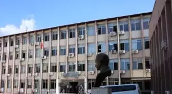 Eğlence mekanının önünde çıkan silahlı ve bıçaklı kavganın şüphelileri adliyeye sevk edildi