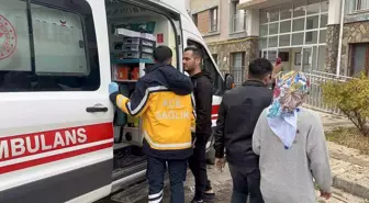Elazığ'da korkutan yangın: 9 kişi dumandan etkilendi