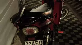 Keşan'da motosiklet ile otomobil çarpıştı: 1 yaralı