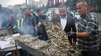 Ordu Perşembe'de 6. Hamsi Festivali Gerçekleşti: 7 Ton Balık Tüketildi