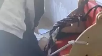 Bursa'da Otizmli Öğrenciler Sıralara Bağlanarak Ders İşleniyor