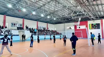 Sason'da voleybol turnuvası yapıldı