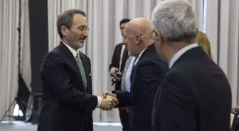 TİHEK'ten 'Uluslararası İnsancıl Hukuk İhlalleri: Suriye'de Savaş Suçlarının Belgelenmesi' Paneli