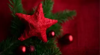 Yılbaşı ağacı süslemek günah mı, yılbaşı kutlamak günah mı?