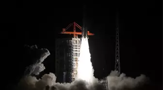 Çin Uzaya Yeni İnternet Uydu Grubu Gönderdi