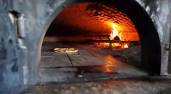 Derepazarı Pidesi nesilden nesile aktarılıyor