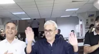 Emekliye ayrılan 35 yıllık öğretmene duygusal veda