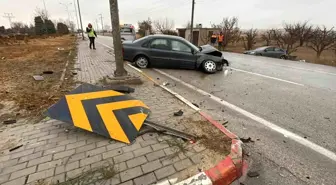 Karaman'da otomobiller çarpıştı: 2 yaralı