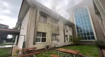 Kocaeli'de ilkokulda yangın paniği