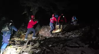 Adana'da dağda mahsur kalan 3 kişi için kurtarma çalışması başlatıldı