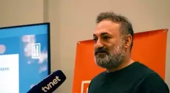 Bülent Parlak'ın dostları şairi 'Sevgili Huzursuzluğum' kitabının özel baskısıyla andı