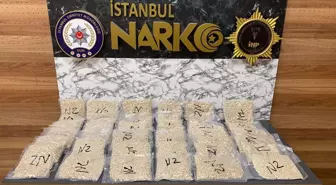 Esenyurt'ta uyuşturucu operasyonu: 133 bin adet hap ele geçirildi