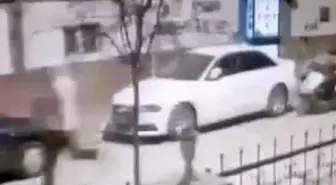 Kuryenin çantasındaki dürümü çalıp koşarak kaçtı