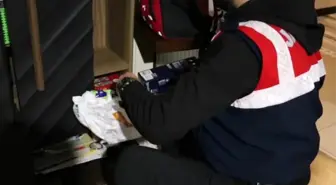 Mersin'de sosyal medya dolandırıcılarına jandarma operasyonu