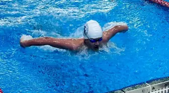 'Okul Sporları Gençler İl Birinciliği Yüzme' müsabakaları sürüyor