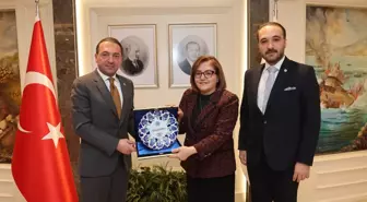 TÜGİAD 'Umut Okulda' Projesi İkinci Aşamaya Geçti