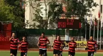 Uşakspor kadro krizinde