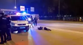 100 metre ilerideki üst geçidi kullanmadı canından oluyordu