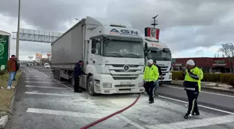 Aksaray'da seyir halindeki tırda çıkan yangın söndürüldü