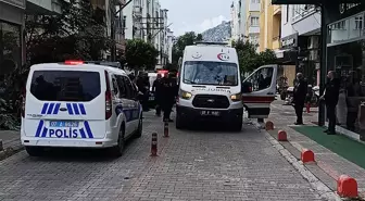 Antalya'da bıçaklı kavgada 1 kişi yaralandı