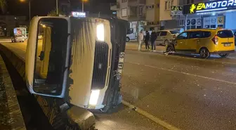 Antalya'da taksi ile kamyonetin karıştığı kazada 2 kişi yaralandı