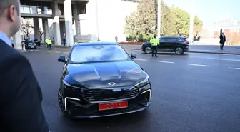 Bakan Kacır, bütçe görüşmelerine Togg T10F ile geldi