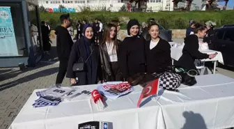 Balıkesir'de üniversite öğrencileri Gazze için koştu