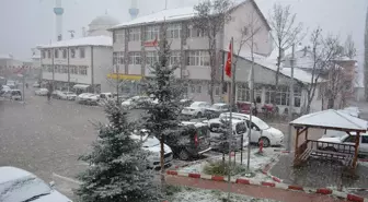 Başçiftlik'te kar yağışı etkili oldu