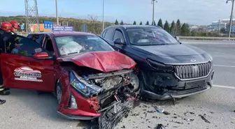 Bilecik'te iki otomobilin çarpıştığı kazada 4 kişi yaralandı