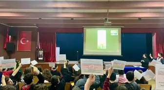 Bursalı öğrencilere Bakü'den mektup geldi