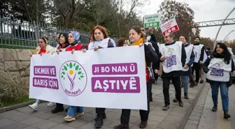 DEM Parti Eş Genel Başkanları Hatimoğulları ve Bakırhan, Ankara'daki yürüyüşe katıldı