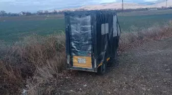 Elektrikli motosiklet devrildi: 2 yaralı