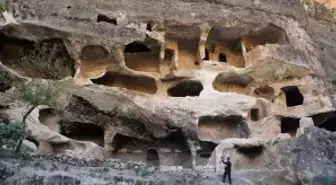Gabar Dağı'ndaki '7 katlı apartman mağara' doğaseverlerin rotasına girdi