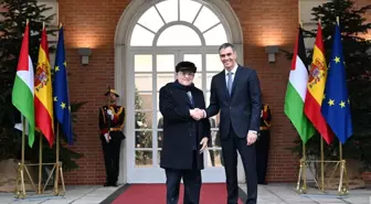 İspanya Başbakanı Sanchez ile Filistin Devlet Başkanı Abbas, Madrid'de bir araya geldi