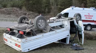 Kastamonu'da kamyonetle otomobilin çarpışması sonucu bir kişi öldü, bir kişi yaralandı