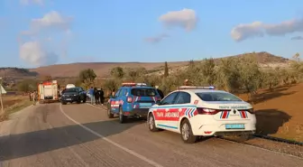 Kilis'te hafif ticari araç ile otomobilin çarpıştığı kazada 3 kişi yaralandı